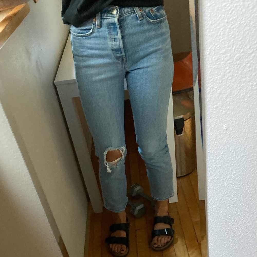 LEVI WEDGIE STRAIGHT JEANS